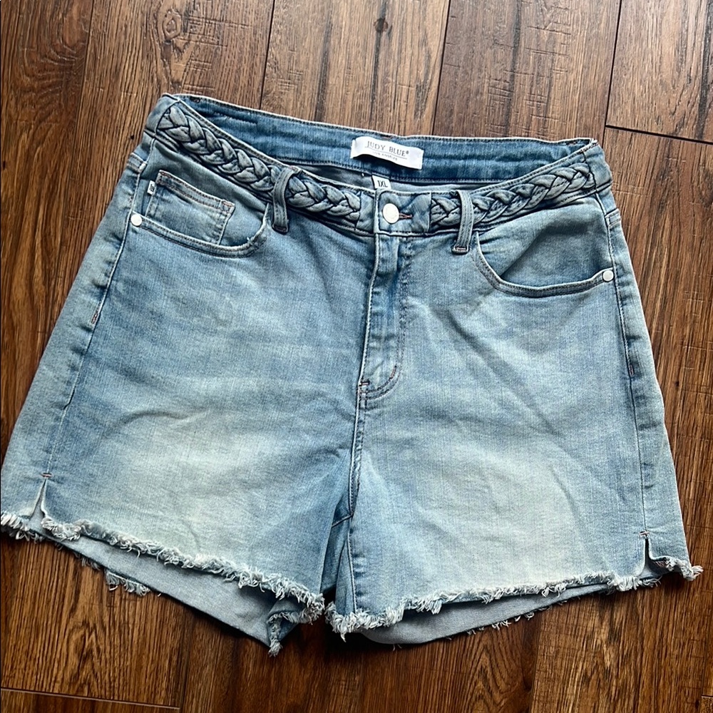 Just Black Blue Jean Shorts High-Waisted Frayed Hem